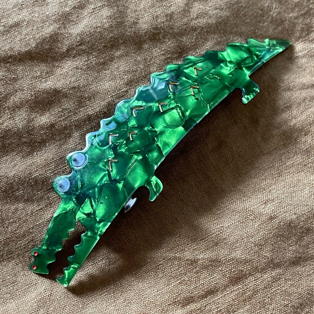 Chunks x Gentle Thrills Alligator barrette clip